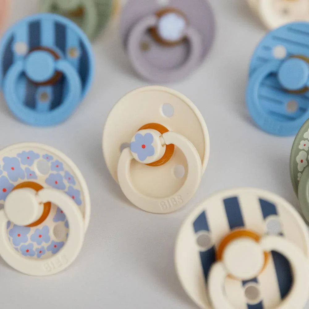Pacifiers & Teething
