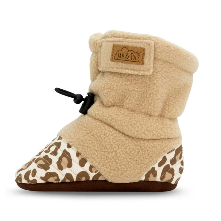 Jan &amp; Jul Stay-Put Cozy Booties - Leopard