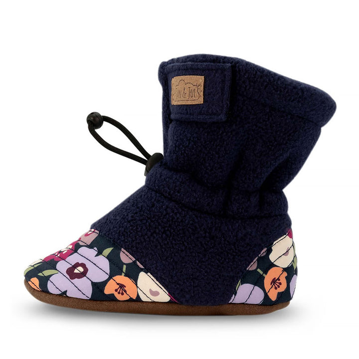 Jan &amp; Jul Stay-Put Cozy Booties - Winter Flowers