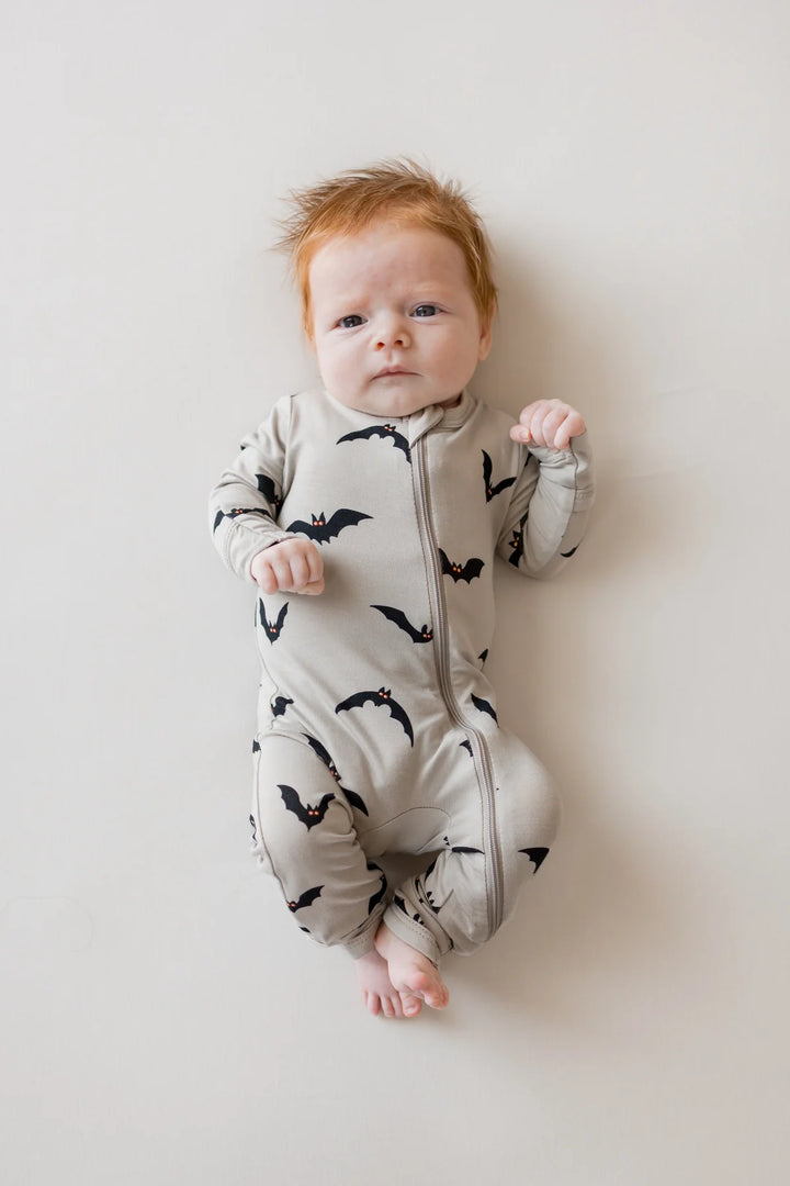 Kyte Baby Zippered Romper - Bats