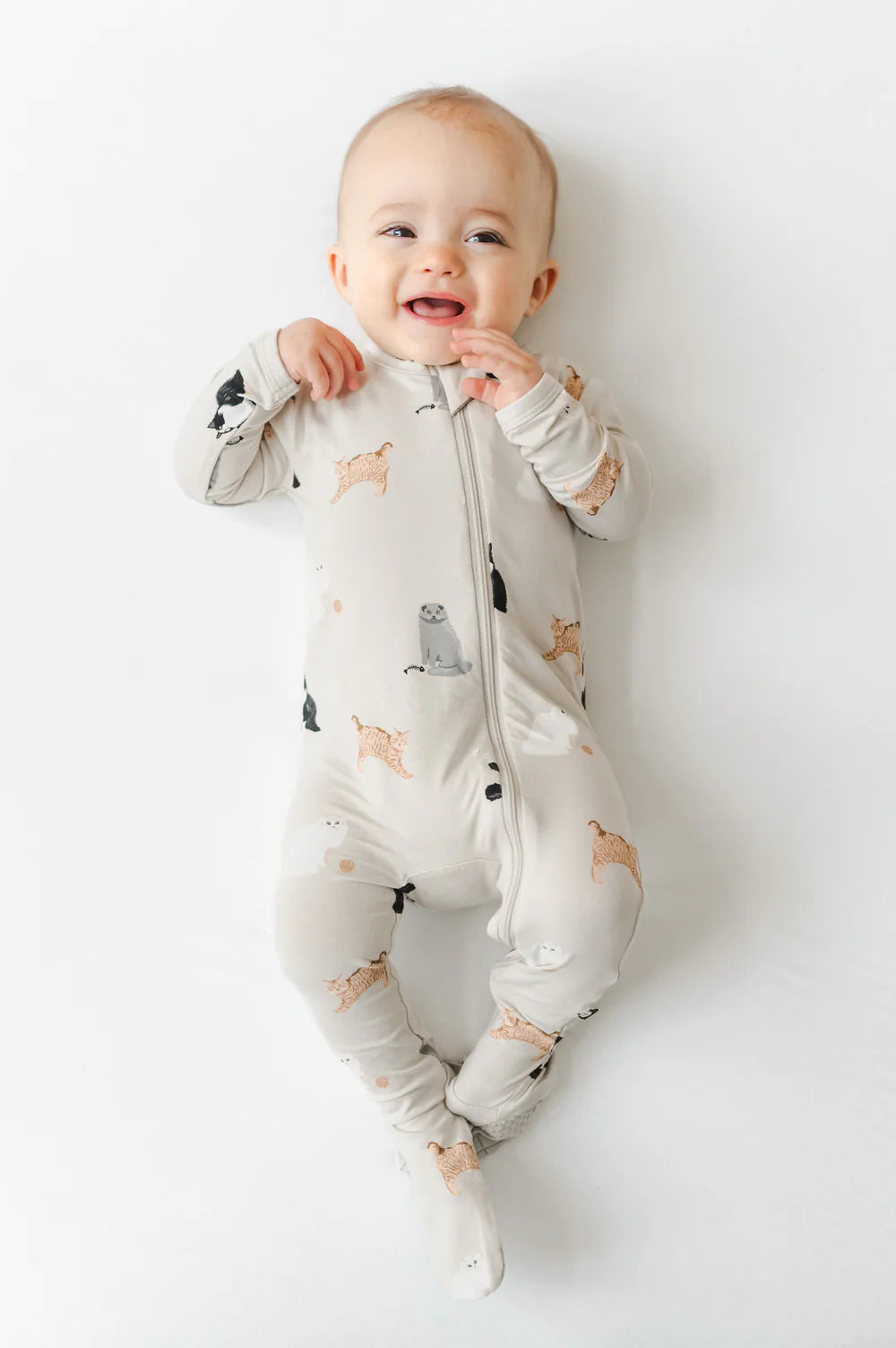Kyte Baby Zippered Footie - Fluffy Cat