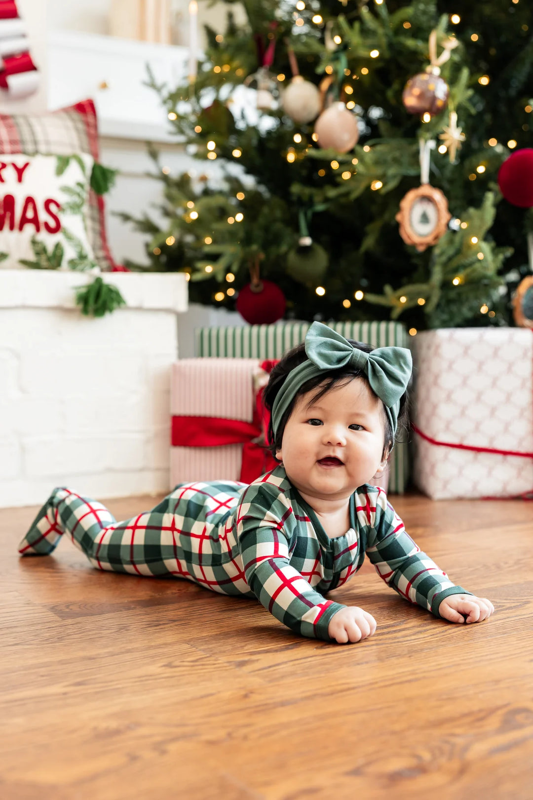 Kyte Baby Zippered Footie - Holiday Plaid