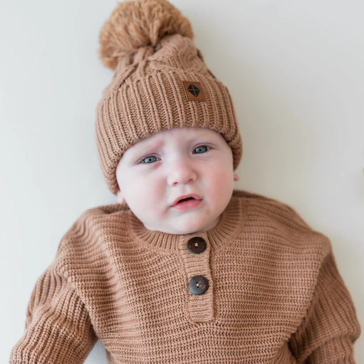 Kyte Baby Chunky Cable Knit Beanie  - Latte