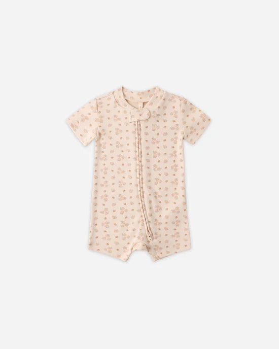 Quincy Mae Zippered Short Sleeve Sleeper - Strawberries